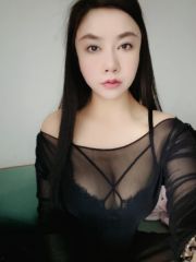 大胸美女艾微儿