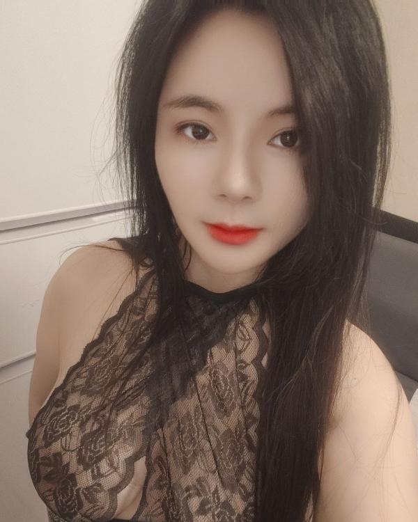 萧山大胸服务系李柏朴